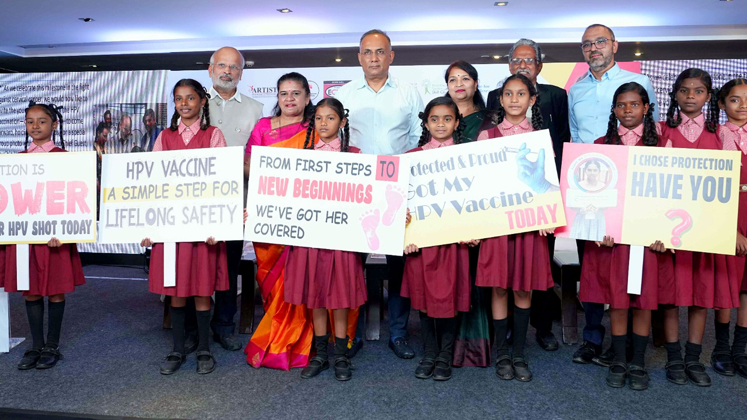 Karnataka Health Minister Dinesh Gundu Rao at the event on cervical cancer prevention.