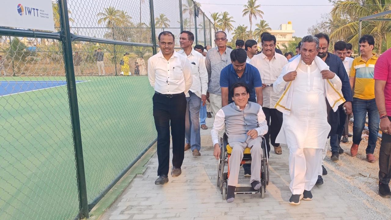 Dignitaries and para-tennis athletes during the unveiling of DTC in Bengaluru.