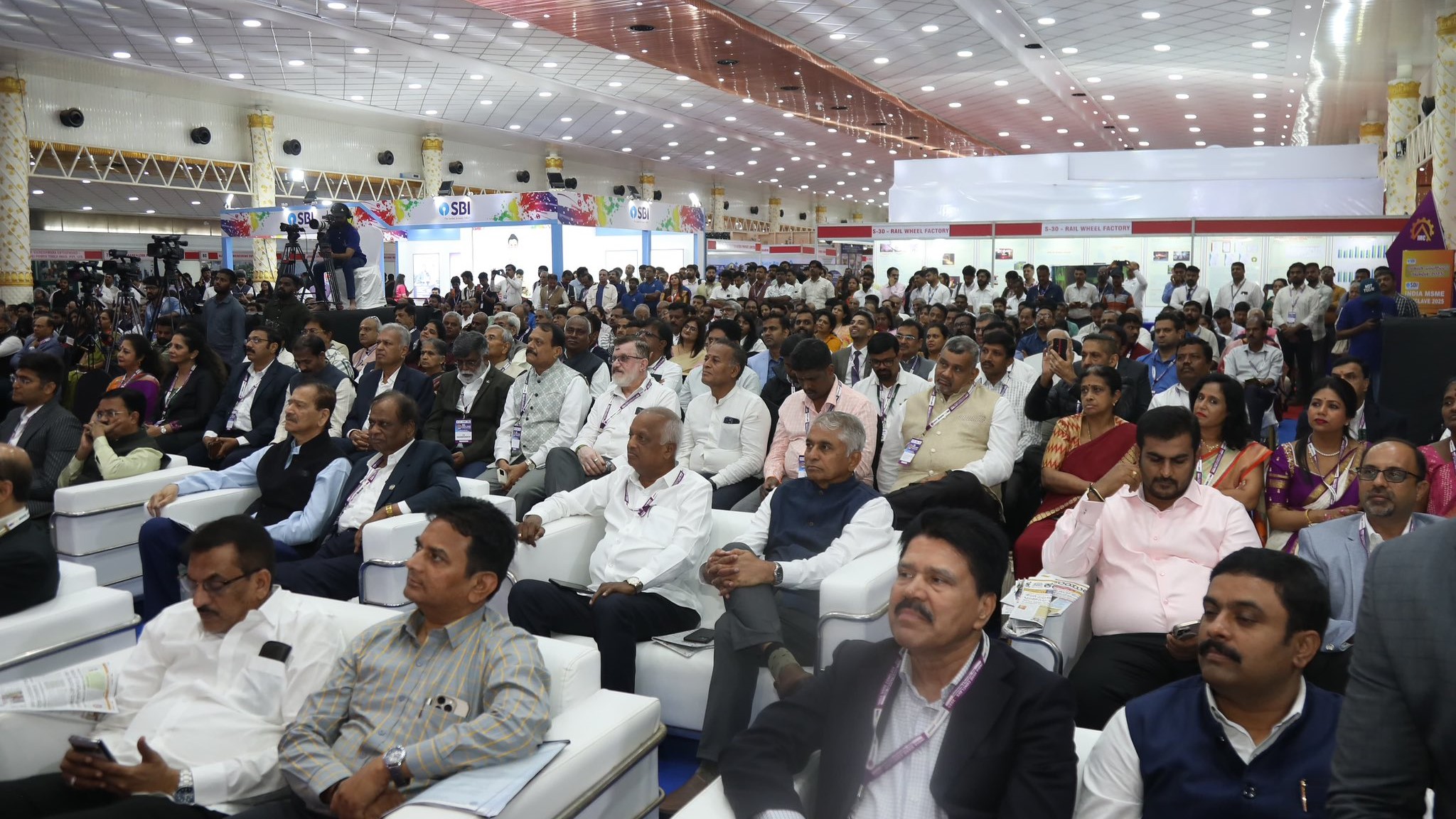 Visuals from the MSME Conclave held in Bengaluru recently. Seen in pictures are Ministers Shoba Karandlaje, DK Shivakumar and MB Patil.