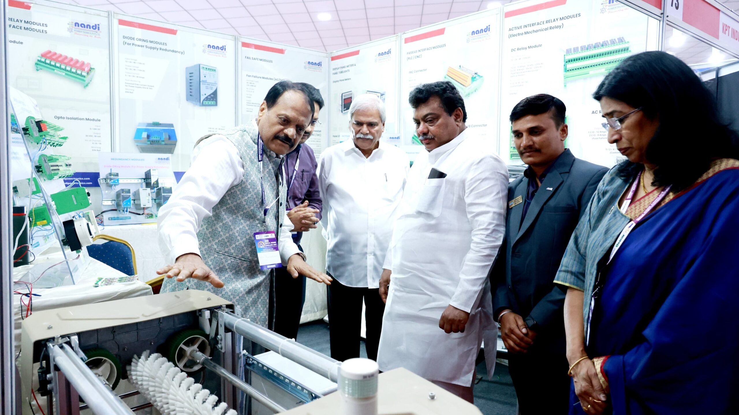 Visuals from the MSME Conclave held in Bengaluru recently. Seen in pictures are Ministers Shoba Karandlaje, DK Shivakumar and MB Patil.