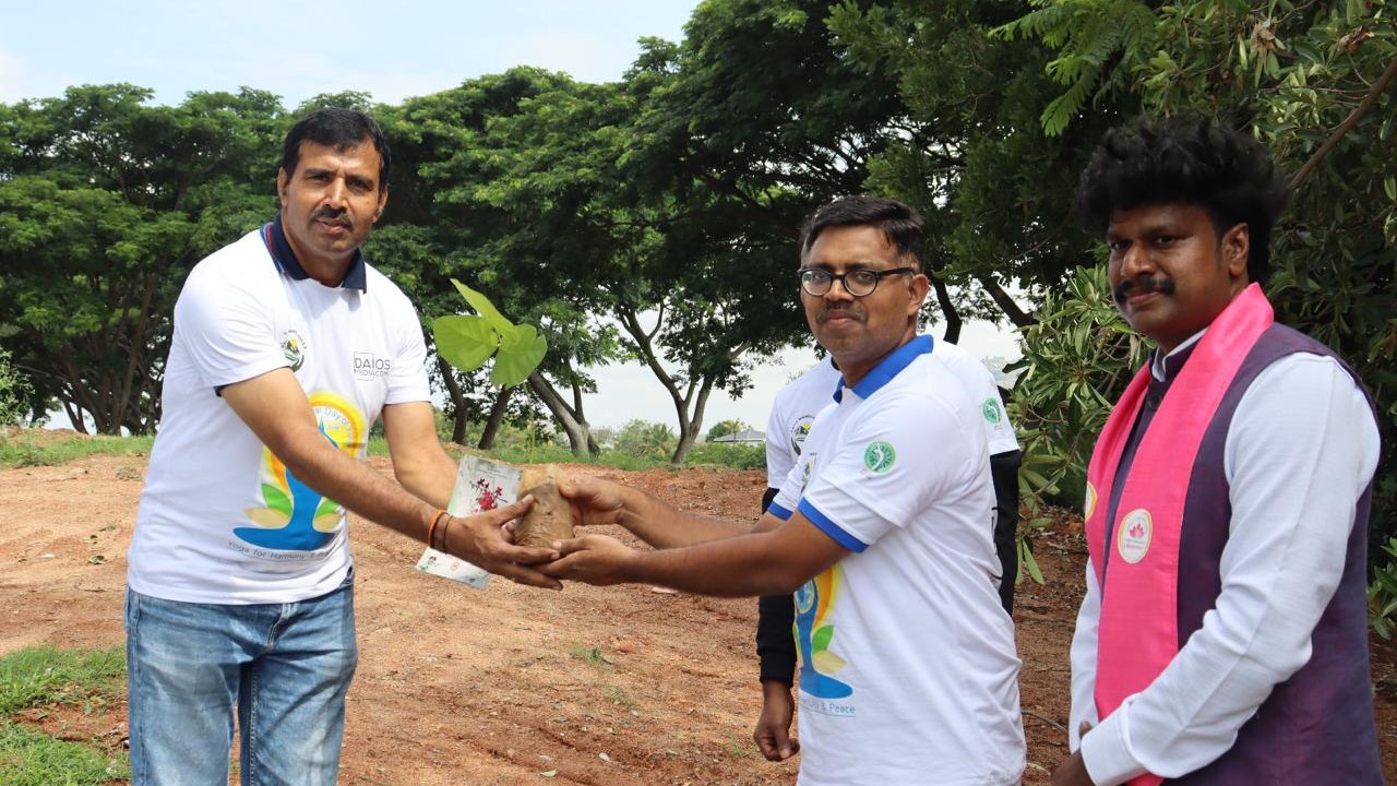 Practitioners performing 'Harit Yoga' at Prestige Golfshire in Nandi Hills recently. The event was supported by the Ministry of AYUSH.