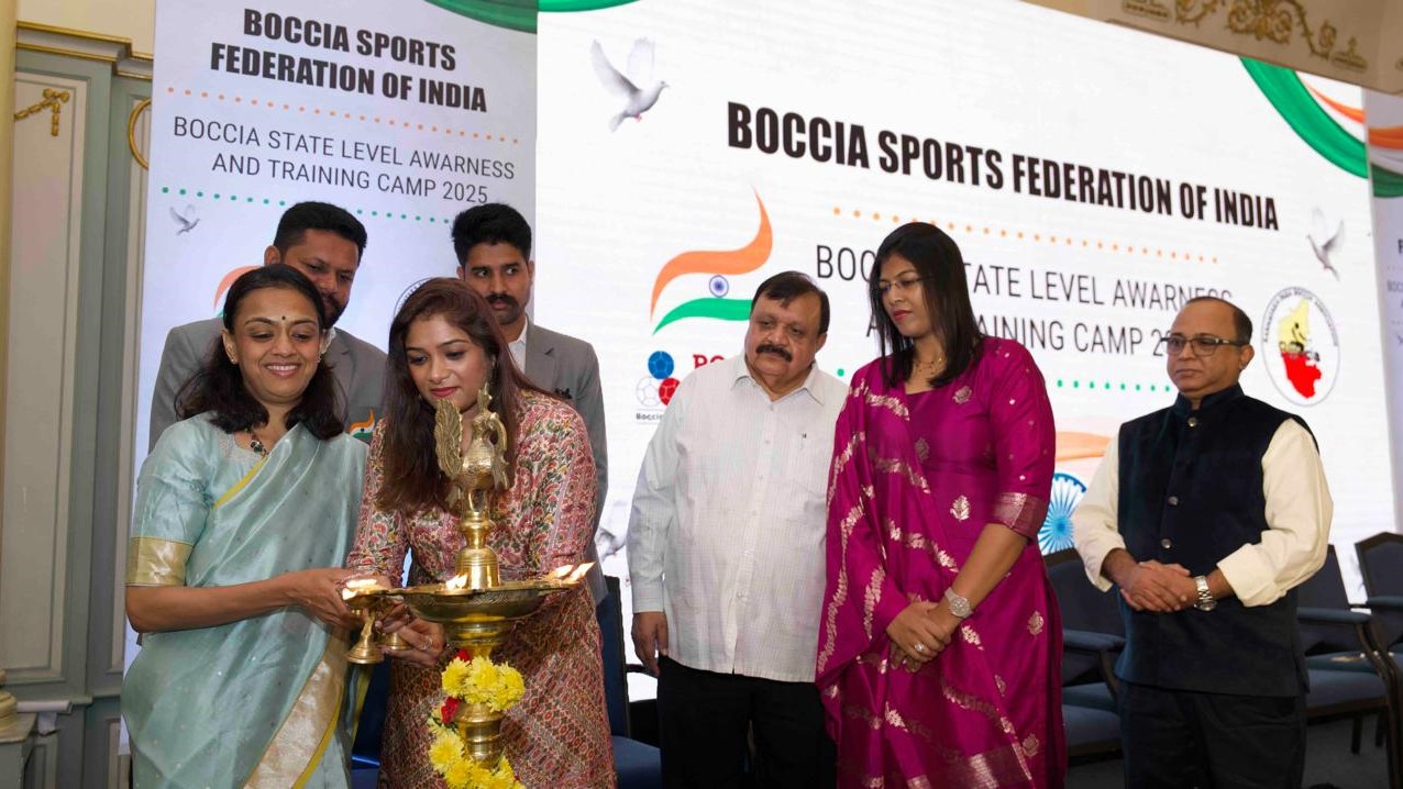 Participants and dignitaries at the awareness event on Boccia in the city