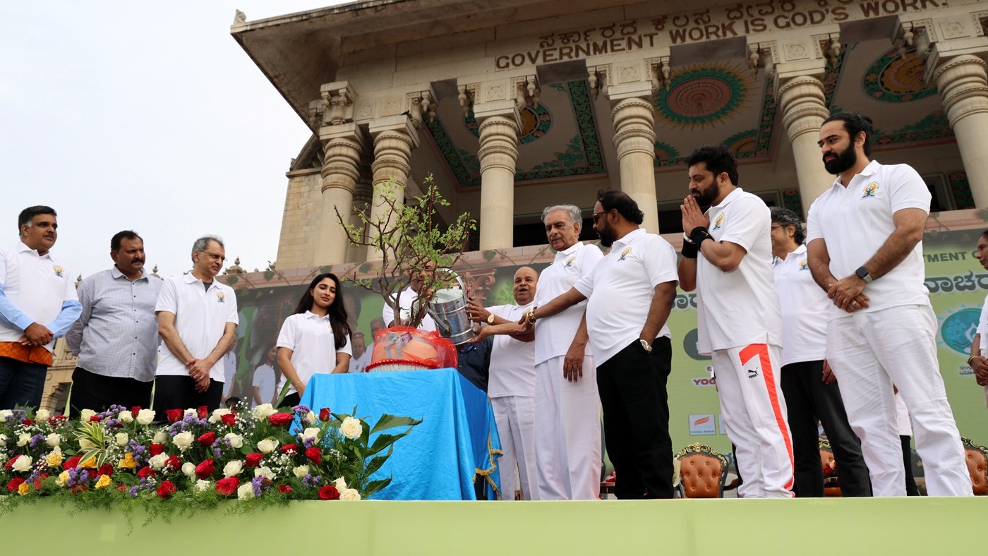 The Governor of Karnataka and senior political leaders participating in International Yoga Day 2025 celebrations at Vidhana Soudha in Bengaluru.