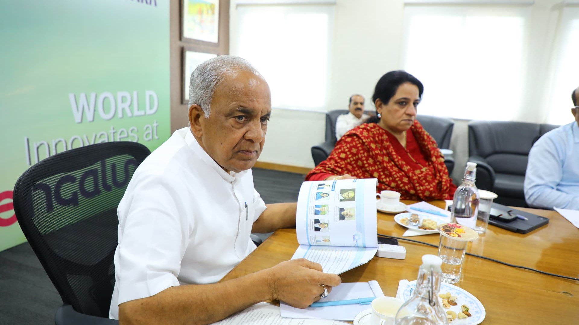 Karnataka Minister of Science and Technology, NS Boseraju, chairs a meeting on the proposed conference with departmental officials.