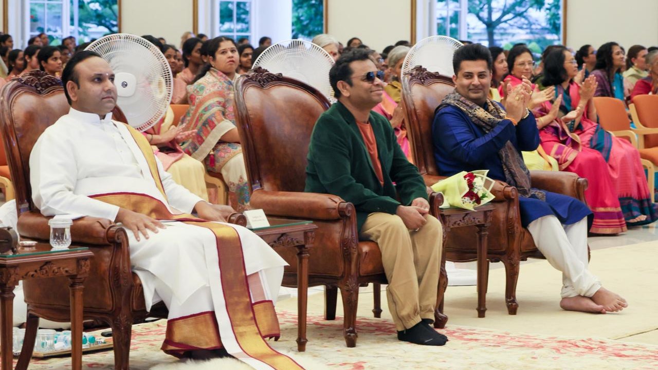 Musical legend AR Rahman along with the Sai Symphony Orchestra.