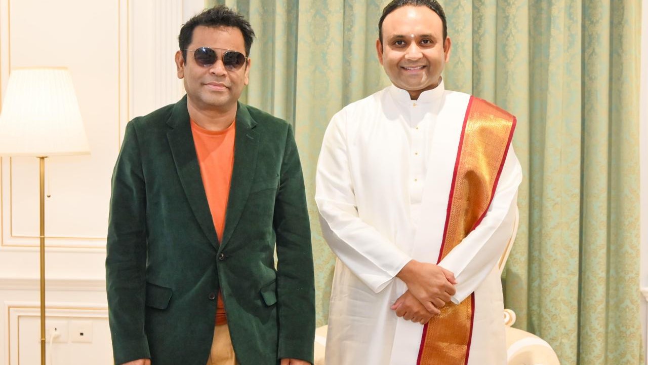 Musical legend AR Rahman along with the Sai Symphony Orchestra.