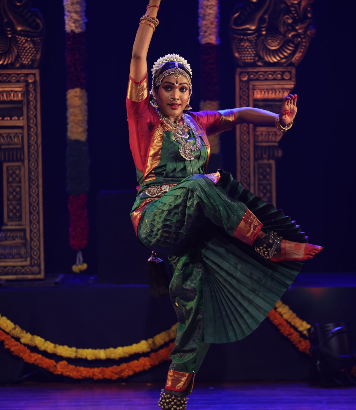 Visuals of Seema Anil on song, and the entire team of artists along with the distinguished guests on the occasion.