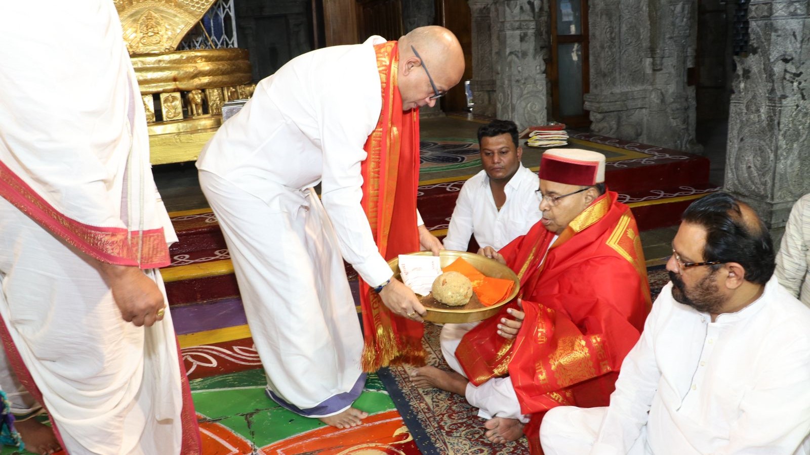 The Karnataka Governor and his family at Padmavathi temple near Tirupati.