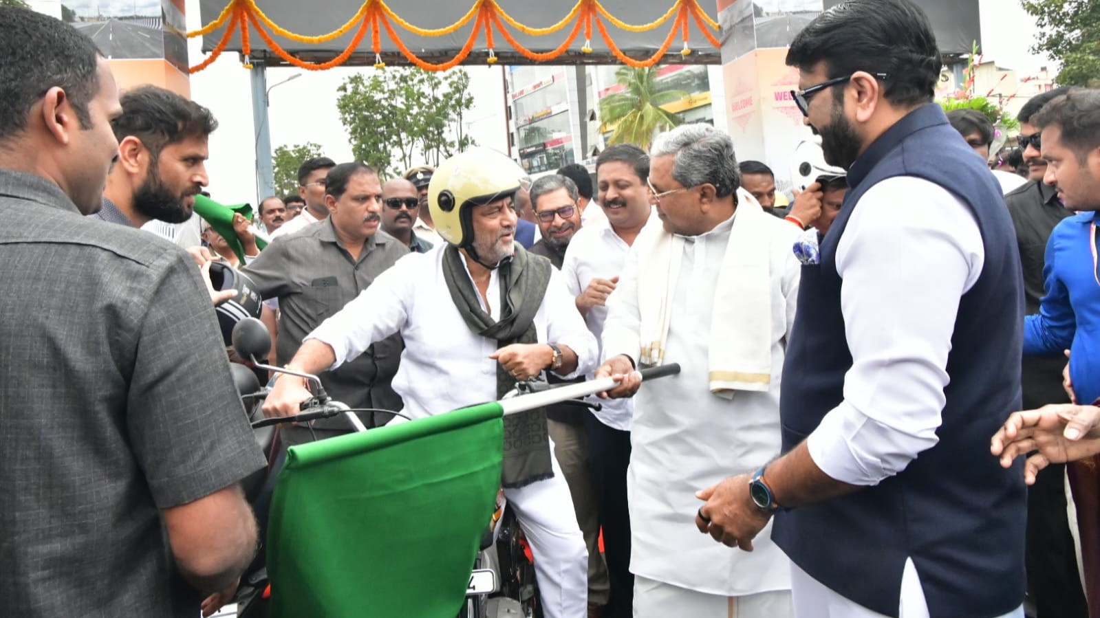 The Karnataka CM and the DCM flagging off the tunnel between Hebbal and Baptist Hospital in Bengaluru.