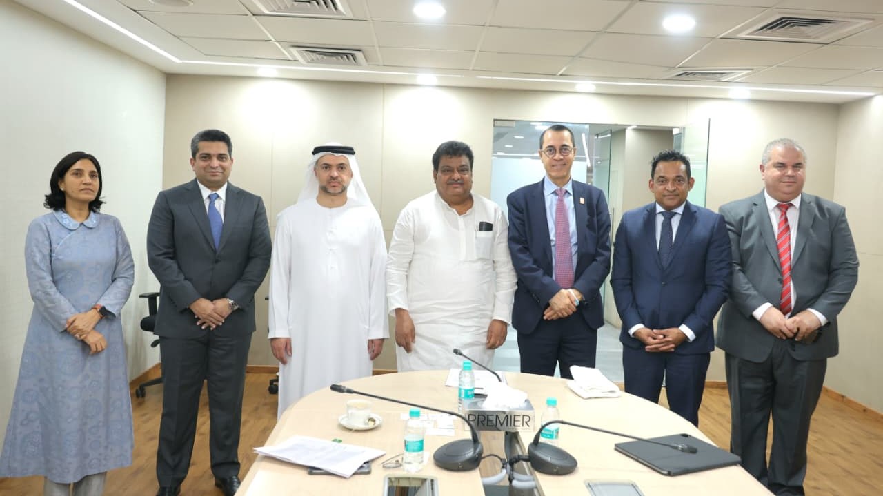 The leadership of DUCAB meeting Karnataka Industries Minister MB Patil in Bengaluru recently.