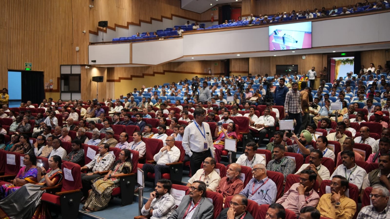 Union MSME Minister Shoba Karandlaje addressing a gathering at the Central Silk Board in Bengaluru.