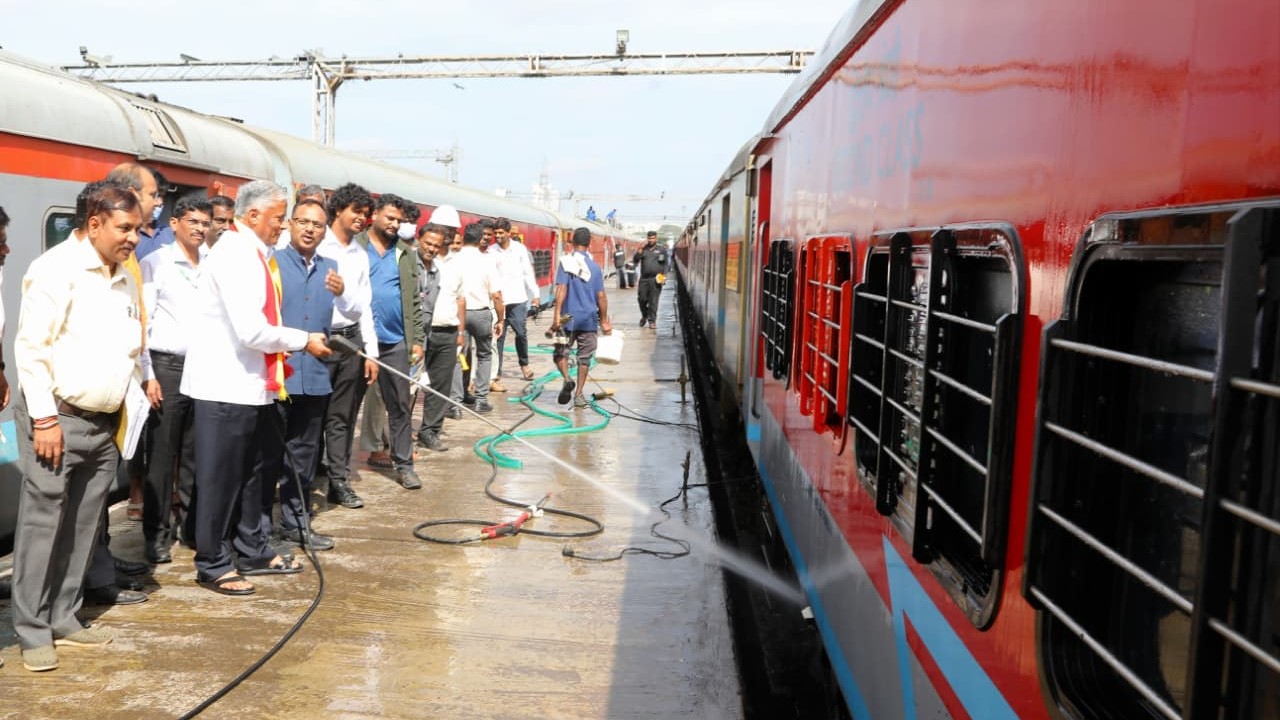 Union MoS for Railways, V Somanna, at the Yesvantpur Coaching Depot, along with senior officers.