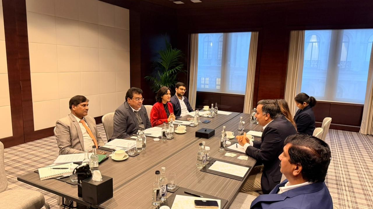 Industries Minister MB Patil and his team with corporate honchos in London.