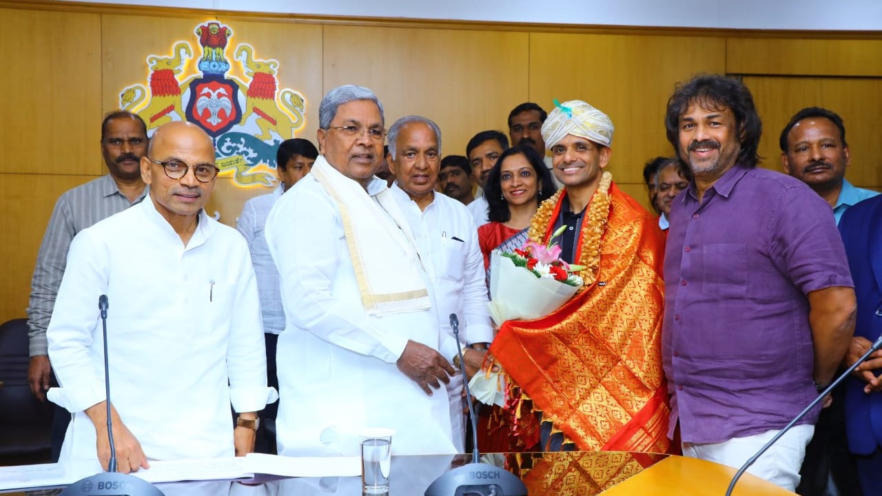 Astronaut Group Captain Shubhamshu Shukla interacting with city youth.