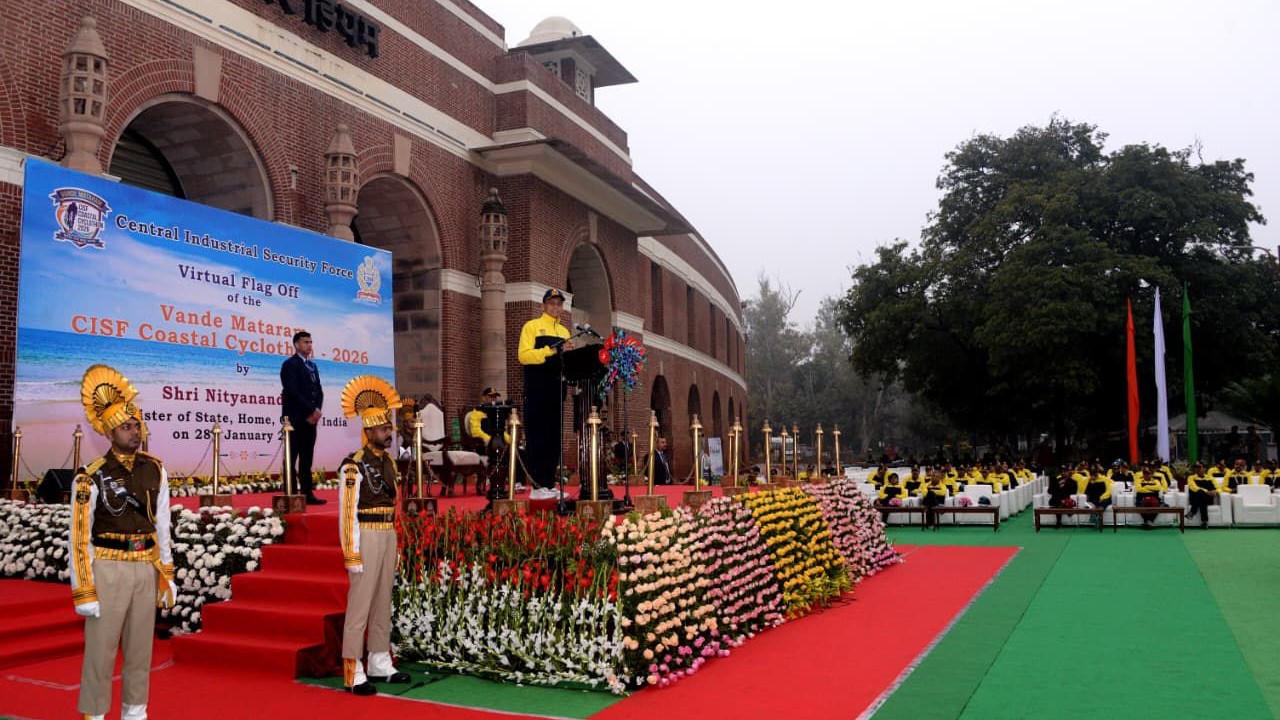 CISF cyclists hit the road in furtherance of the coastline protection mission.