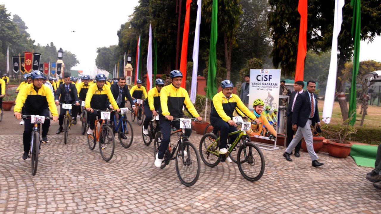 CISF cyclists hit the road in furtherance of the coastline protection mission.