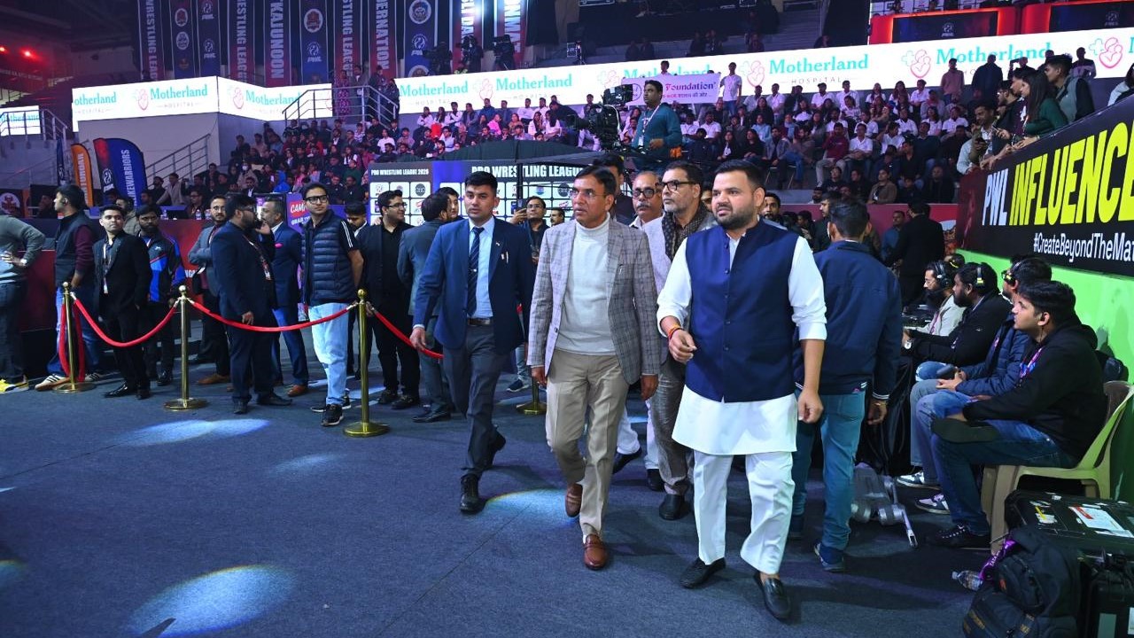 Indian wrestlers, politicians and actors were highlights at the Pro Wrestling League finals recently.