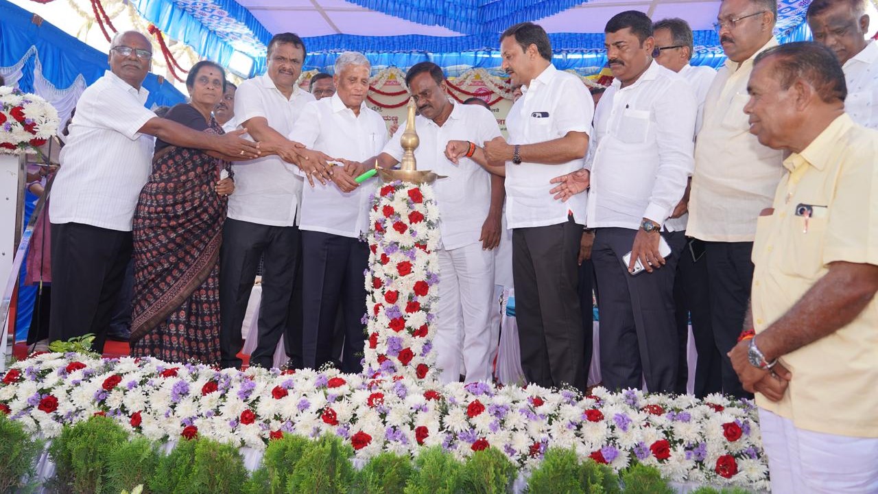Minister of State for Railways, V Somanna, laying the foundation for an RUB in Gubbi taluk of Tumakuru district.