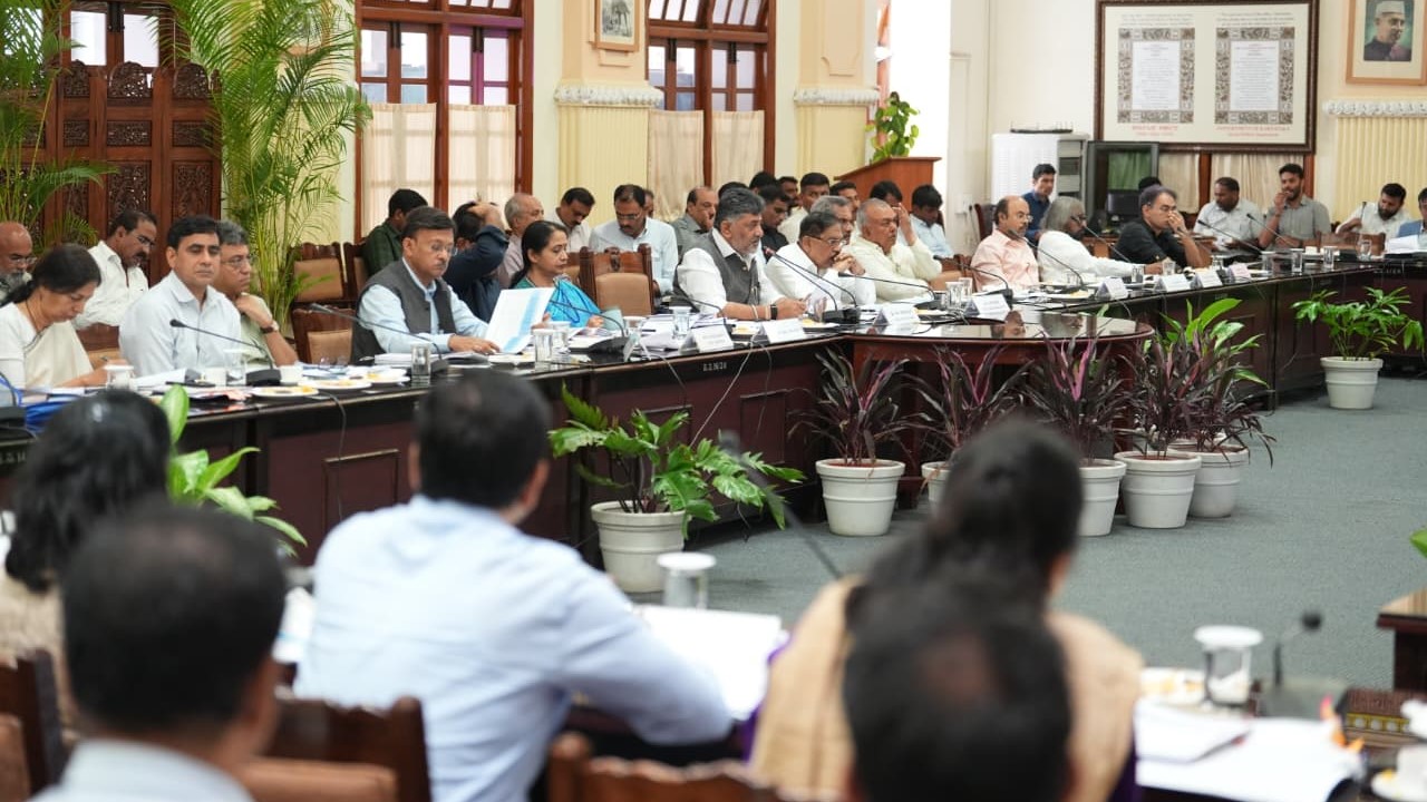 Karnataka Chief Minister DK Shivakumar addressing officials at Vidhana Soudha recently.